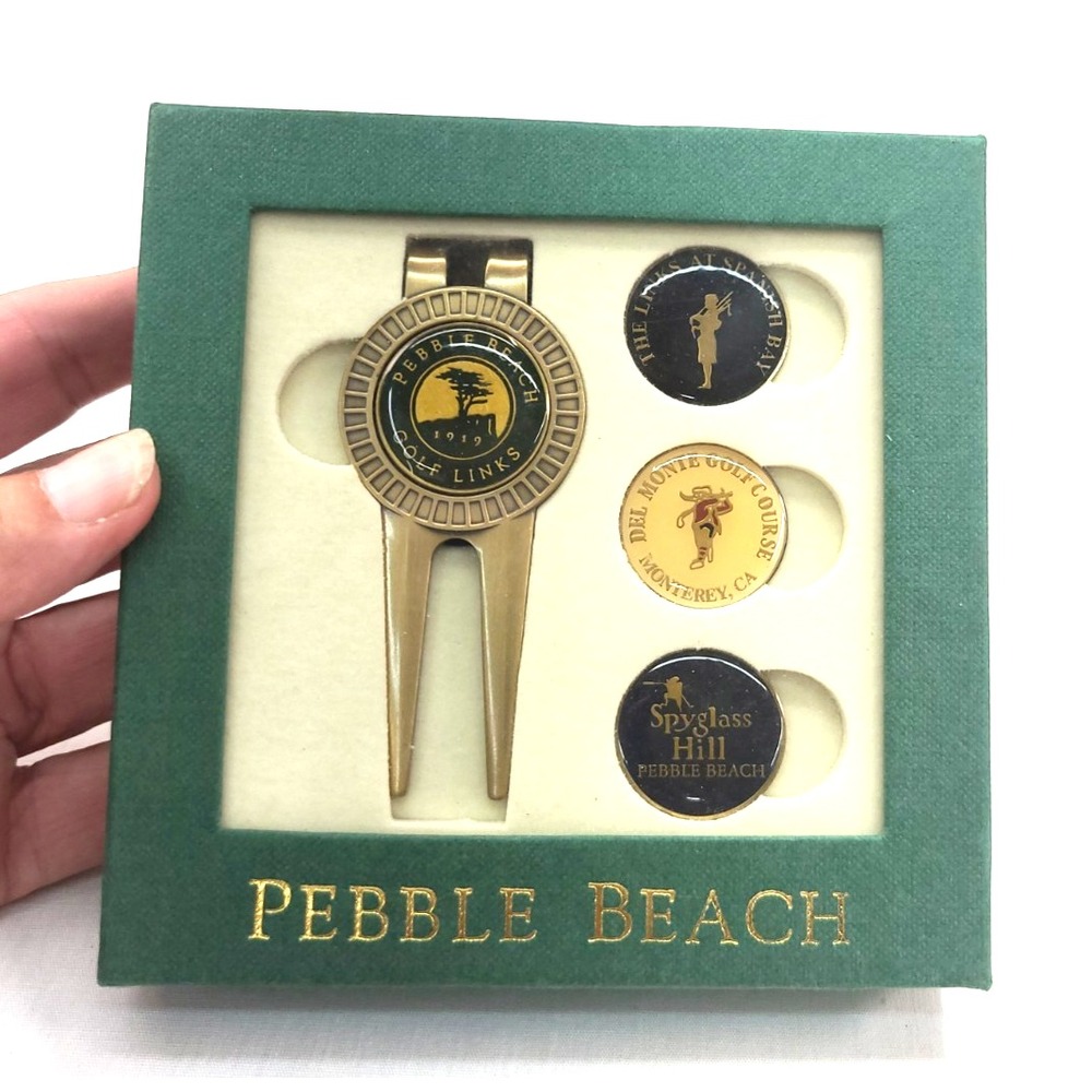 Pebble Beach 2-Prong Brass tone Metal Divot Repair Tool w/ 3 Ball Markers Set